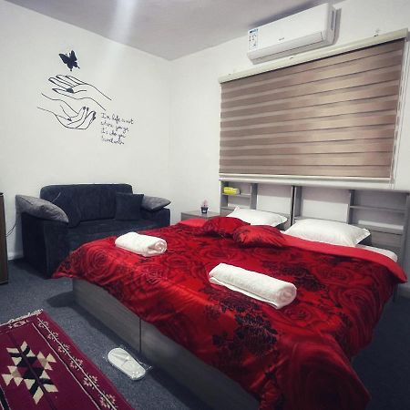 Hostel Petra B12 Wadi Musa Zewnętrze zdjęcie